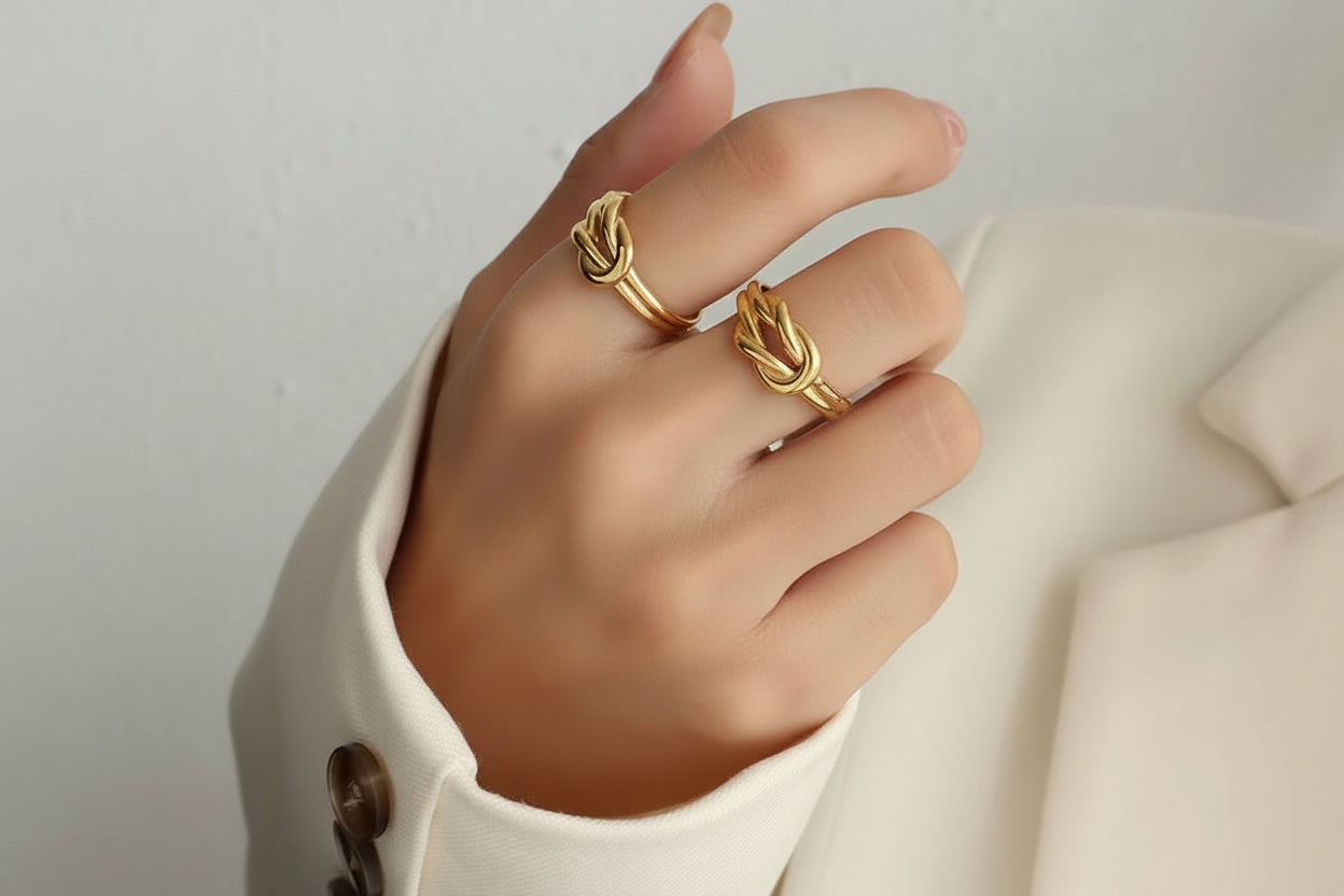 Knot Ring