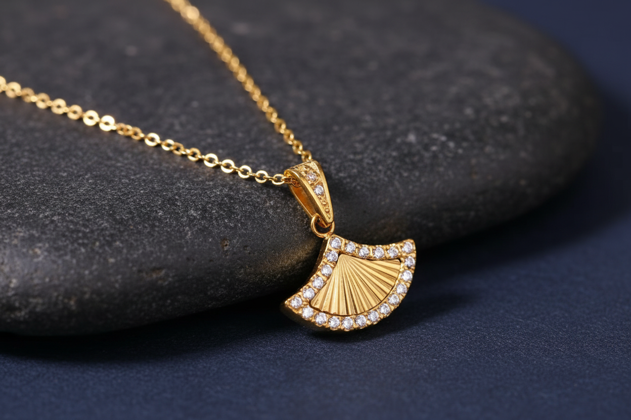Pavé Fan Necklace