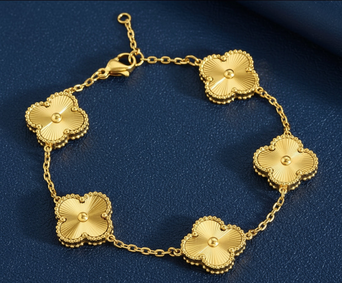 Flower Bracelet - Gold