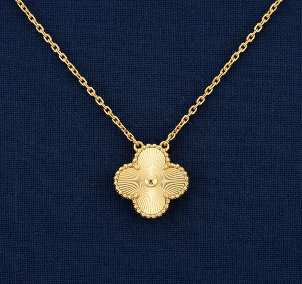 Flower Necklace - Gold