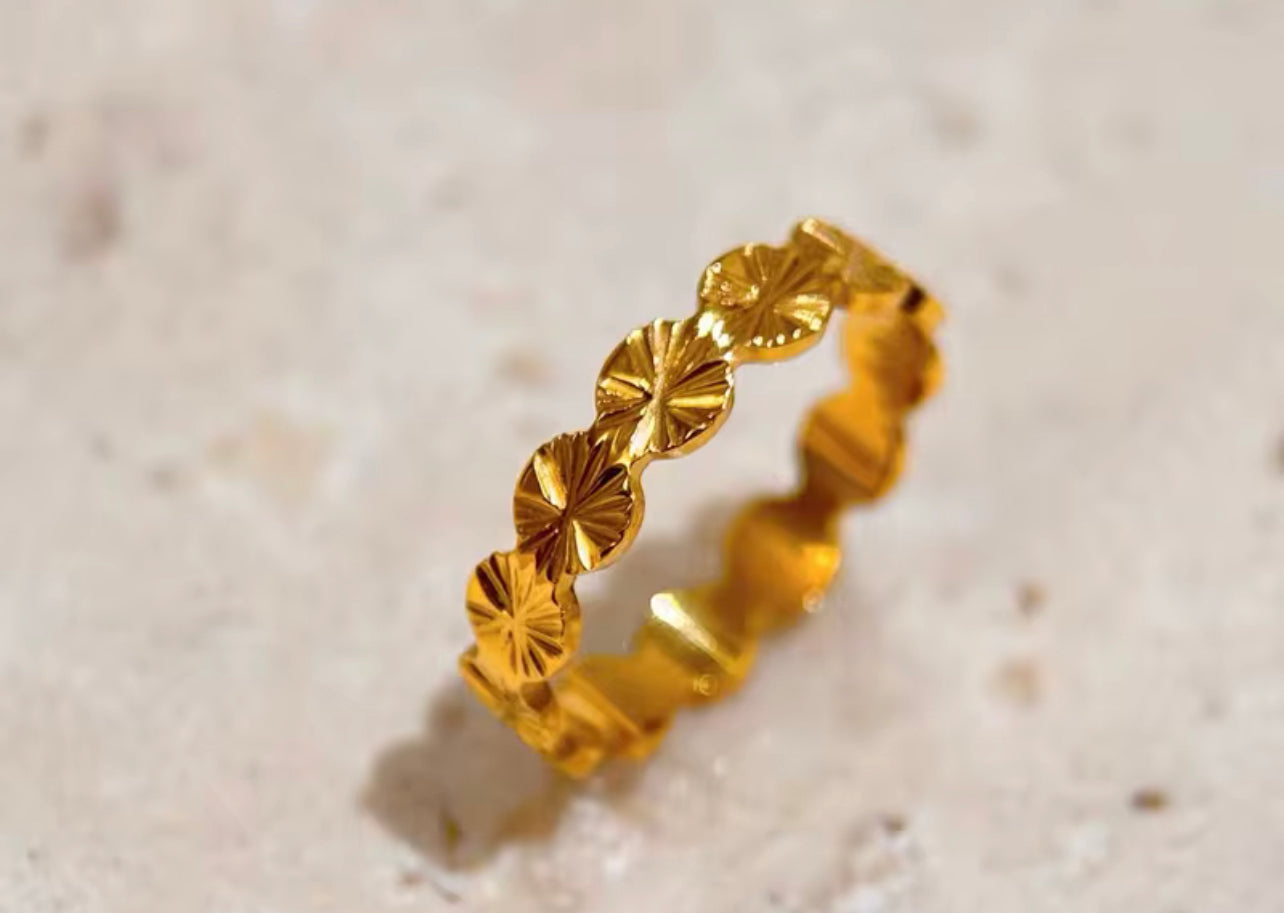 Star Burst Ring