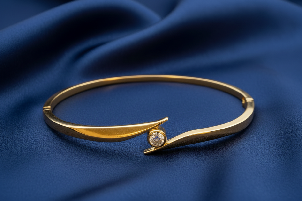 Solitaire Bangle