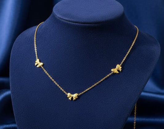 Bow Necklace