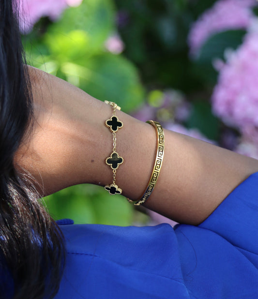 Black Flower Chain Bracelet