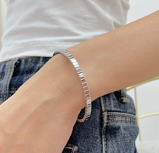 Bar Bangle Silver