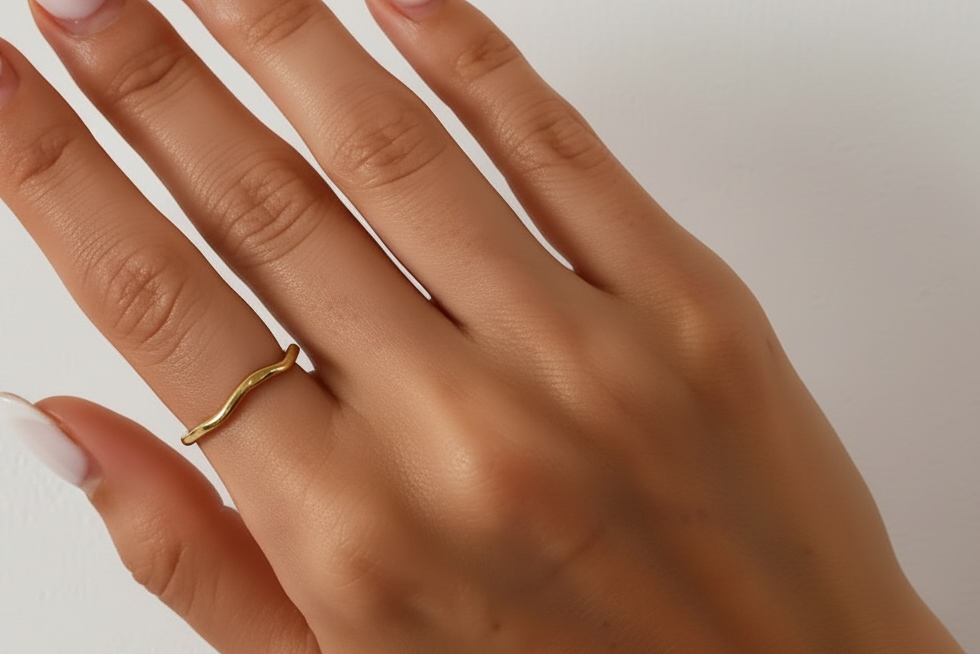 Slim Wave Ring