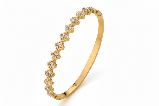 Fleur Clover Bangle
