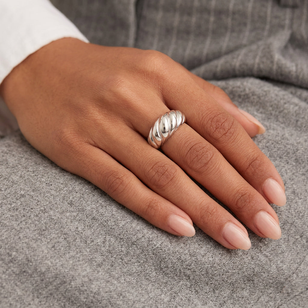 Croissant Ring Silver