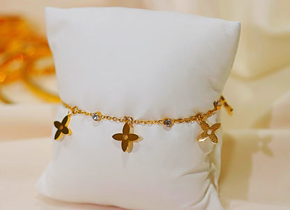 Lucky Clover Charm chain bracelet 18K Gold Plated Stainless Steel