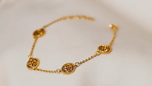 Coin Clover Chain bracelet , 18K Gold Plated Stainless Steel