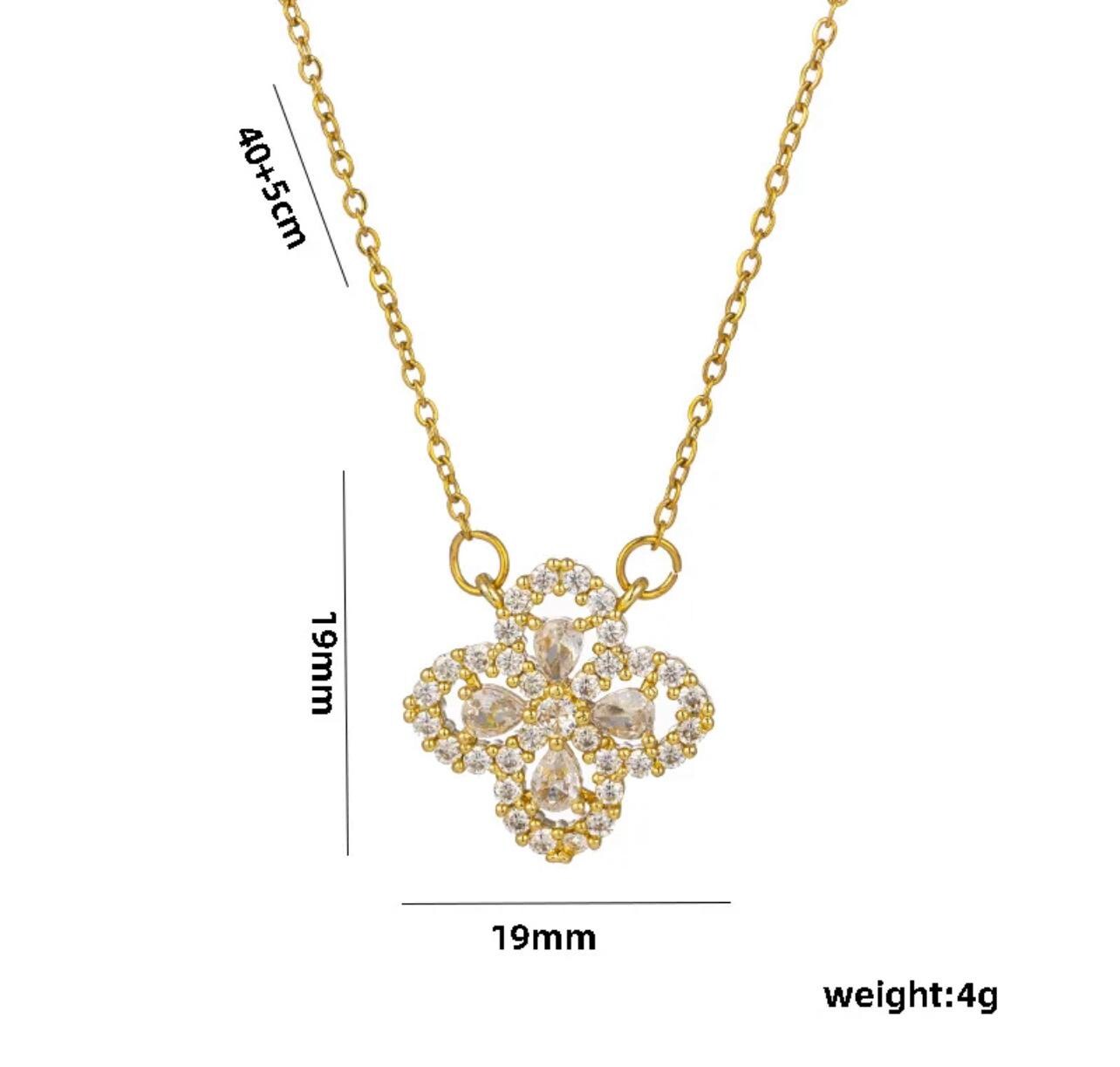 Blossom Necklace 18K Gold Plated Stainless steel